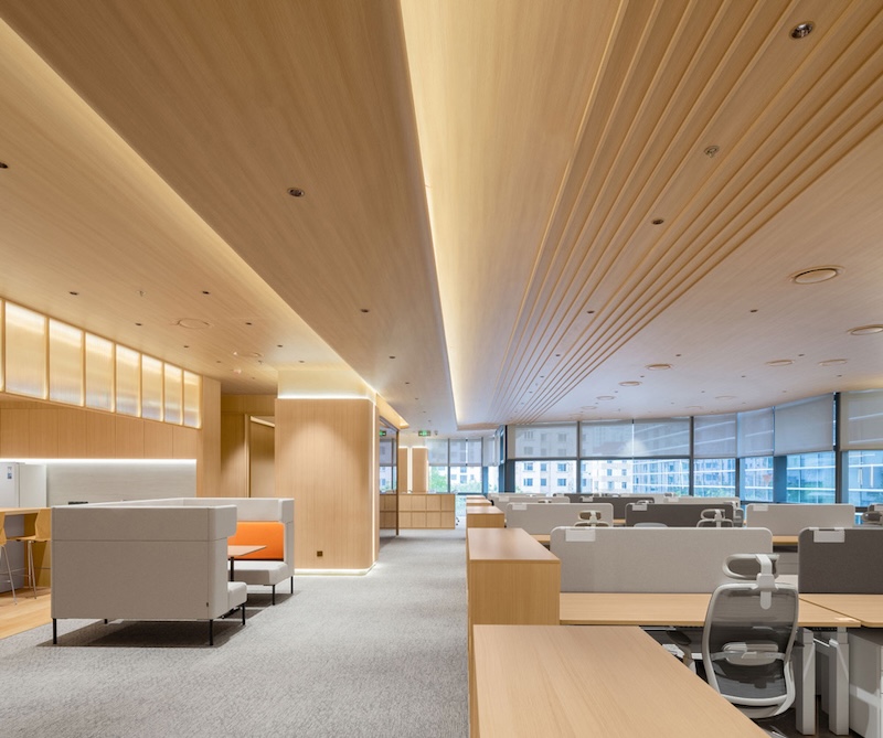 デンマークのオフィス家具ブランド Four Design社