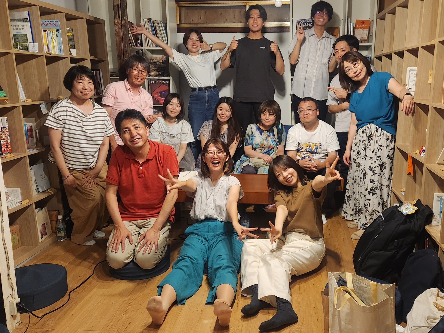 ここに居合わせたあなたも、その日の妄想図書室をつくる一人です